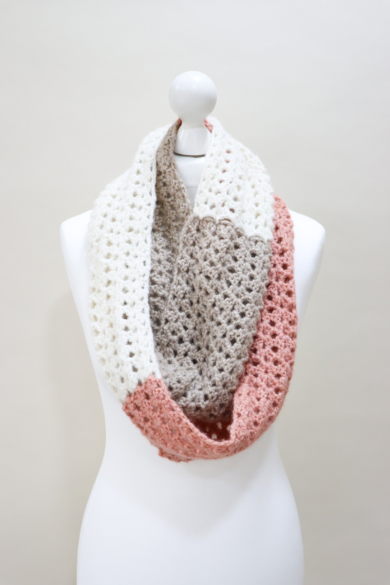 Dahlia Infinty Scarf